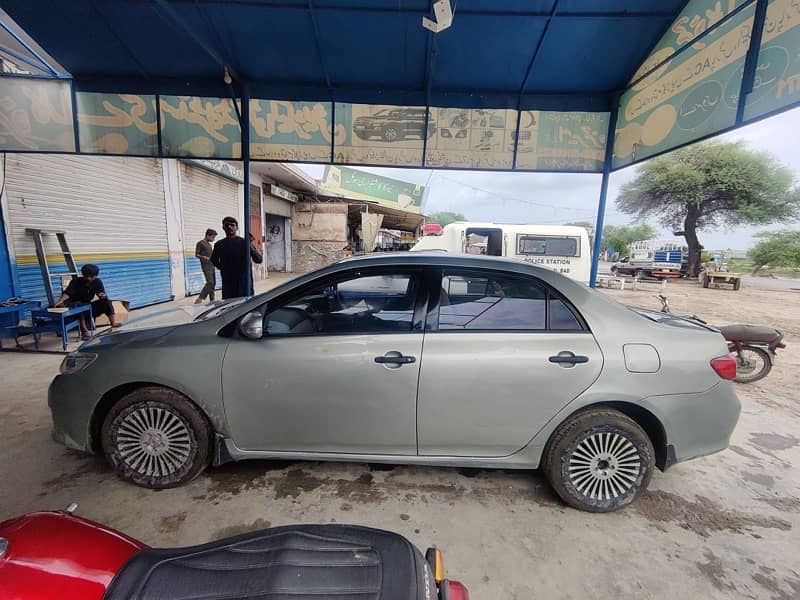 Toyota Corolla GLI 1.3 2009 Model 9