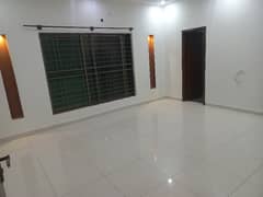 10 marla 2bed superb upper portion (lower locked) in NFC society near wapda town