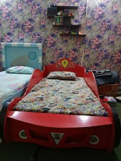 Kid's bed for sale