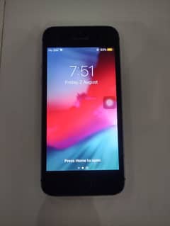 iPhone 5s 16gb Pta approved Excellent condition