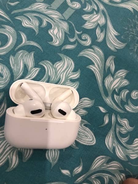 airpods pro 1st gen 2