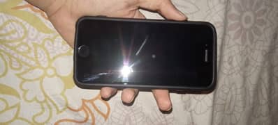 iphone 8 10/8 good condtion