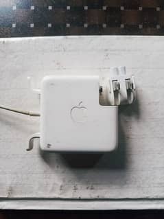 apple 60 wat ka adapter good sapeed