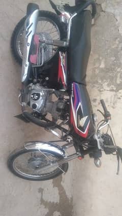 Honda 125 for sale price 110000 /10 by 10 conditions original parts