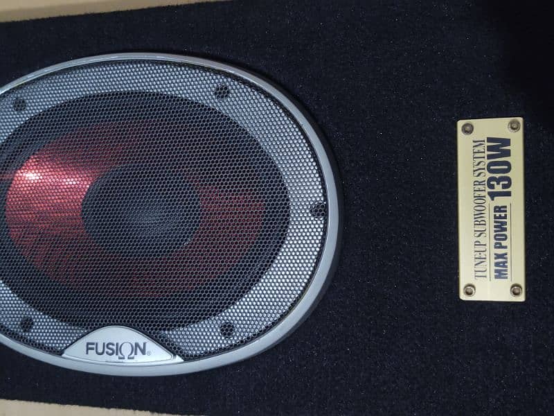 Original imported branded Geniune American Fusion Underseat subwoofer 8