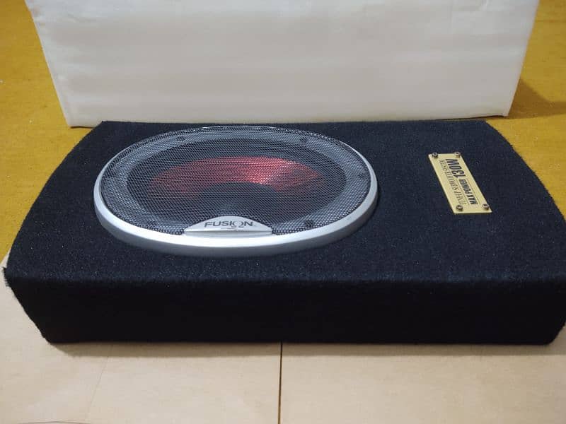 Original imported branded Geniune American Fusion Underseat subwoofer 10