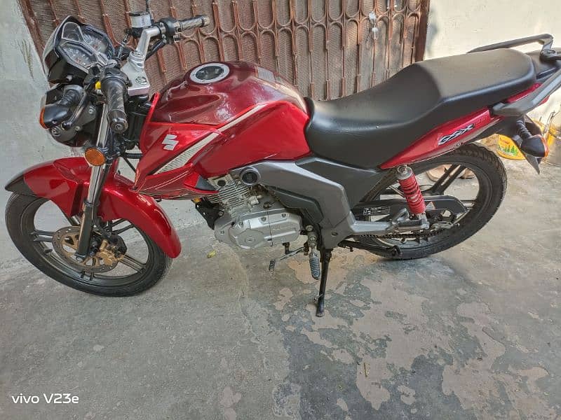 125 gsx Suzuki,all Punjab nmbr Laga ha,tubeless tire,smoth drive, 3