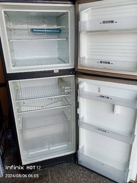 Urgent: Dawlance Refrigerator | Medium Size Fridge | Used 1