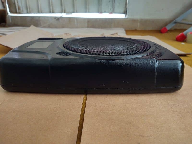 Original imported branded Geniune USA MBQ Audio Underseat subwoofer 3