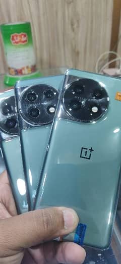 OnePlus 11