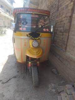 TEZRAFTAR CNG RIKSHAW