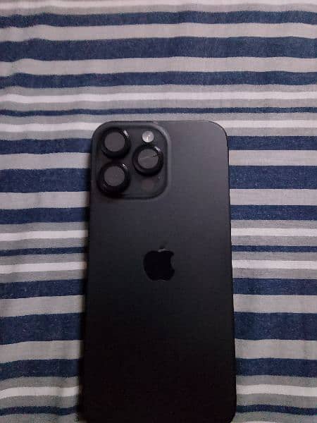 iPhone 15 pro max 0