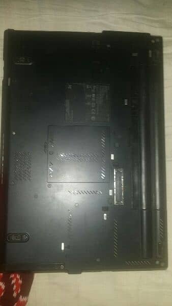 Lenovo  ThinkPad t420 core i5 2nd generation 1