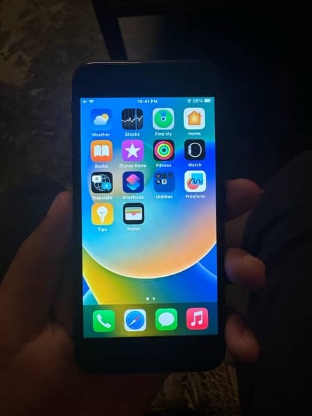 I phone 8  non pta 64 gb 1