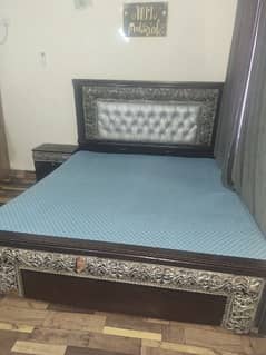 king size bed with Foam
