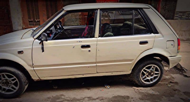 Daihatsu Charade 1984 2