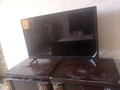 32 Inch LCD