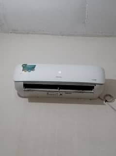 Hisence Air conditioner. 1.5 ton one heand use