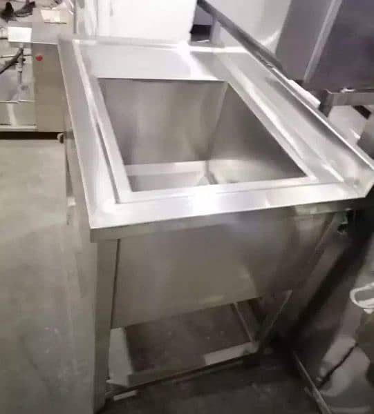 Bain Marie - BBQ Counters - Working Table - Fryers - Stoves - Sink 19