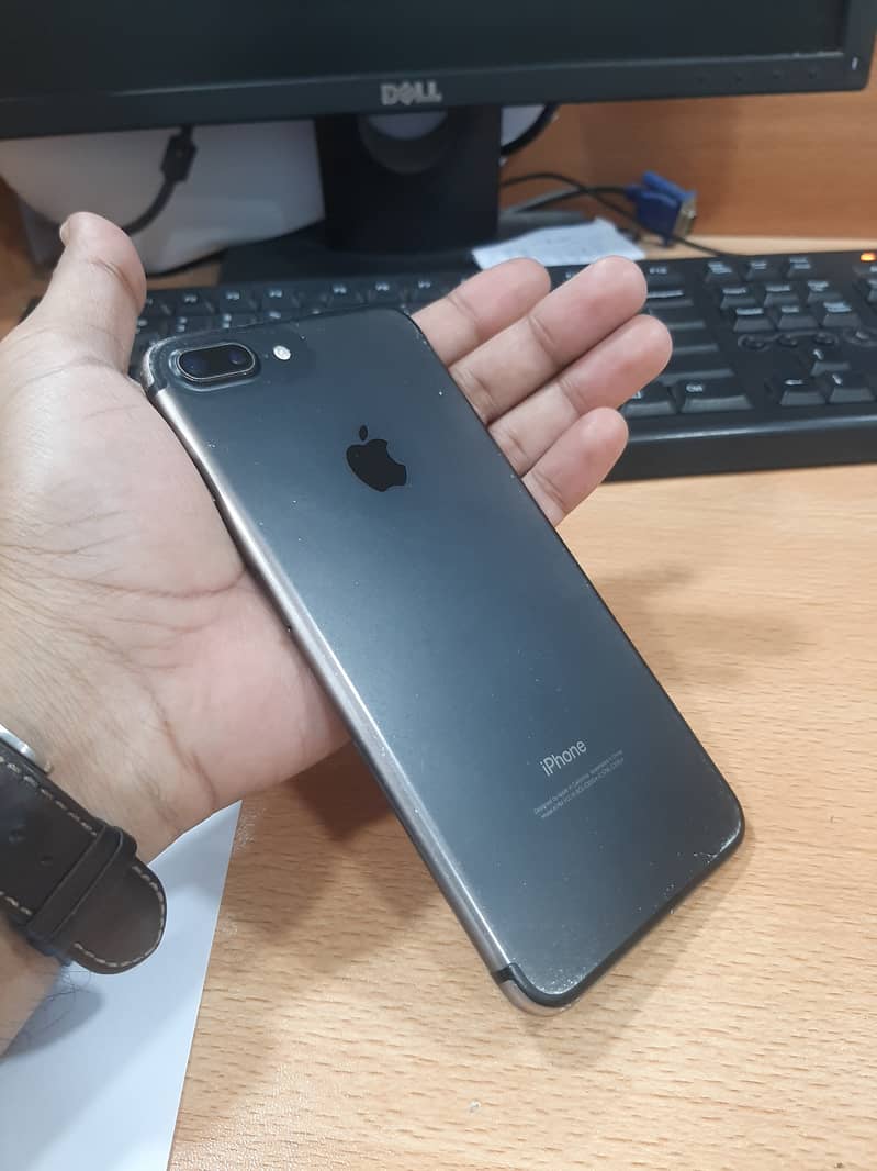 iphone 7Plus 256GB PTA Approved 3