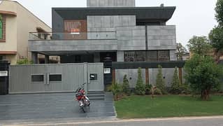 1 KANAL HOUSE FOR RENT IN DHA EME SOCIETY LAHORE 5 Master Bedroom 2 TV Launch Driang Room Dining Table 2 Kichan Servant Quarter Giraj Taris Store Podar Washroom Study Room Laundry