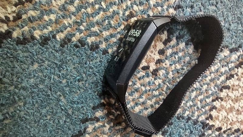 Fitbit charge 4 2