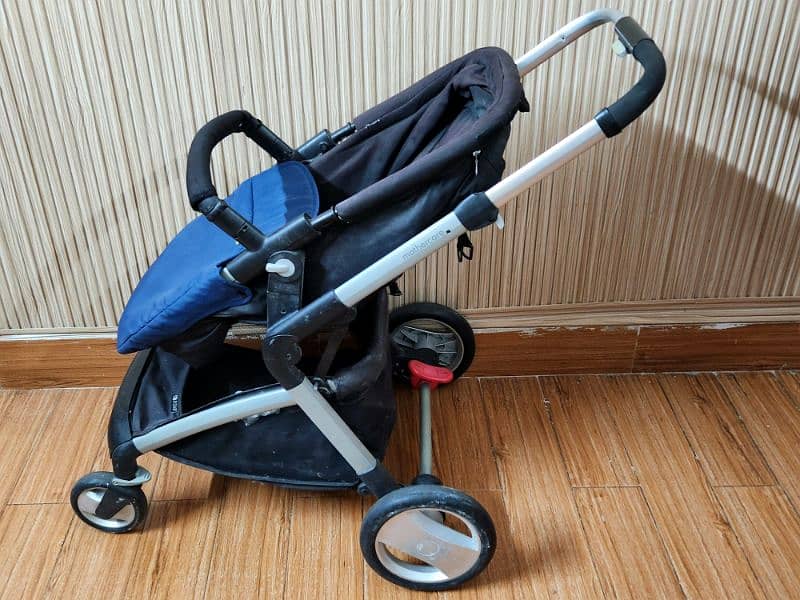 Mothercare Carrycot & Pram Both 2