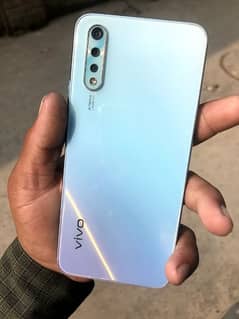 Vivo S1