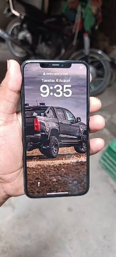 I phone 11 pro max 256 GB official pta approved HK model