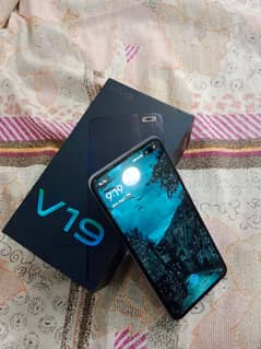 Vivo V19 (8GB/128GB) with box