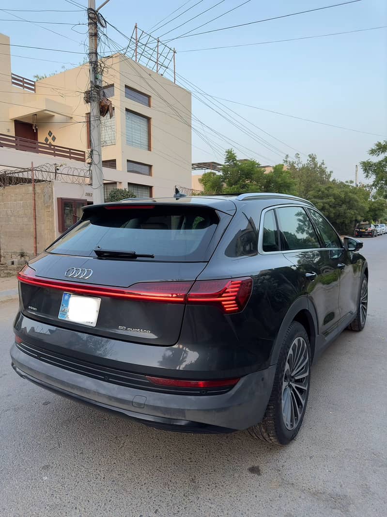 Audi E-Tron 50 Quattro 230 kW 2021 1