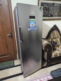 Dawlance Single door Fridge [Convertable to freezer)