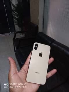 iPhone XS