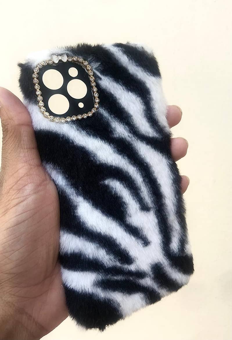 Furry Cover For iPhone X/Xs, 11/12 Pro Max Girls Female Ladies Woman. 3