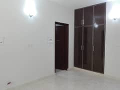 Askari 10 Flat For Rent Sized 10 Marla