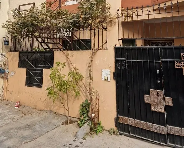 4 Marla House In Central Cavalry Extension For sale