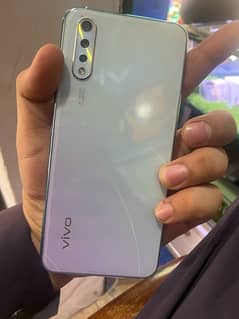 Vivo S1