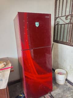 Dawlance Refrigerator 10 BY 10 Condition For Sale