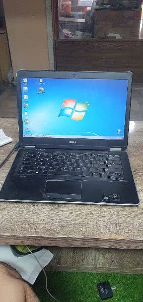 Dell latitude E7440 core i 5 1