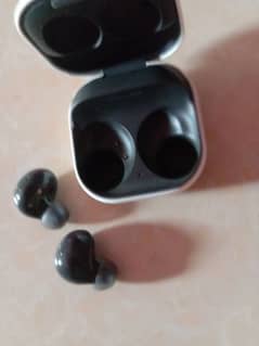 Samsung' Ear buds