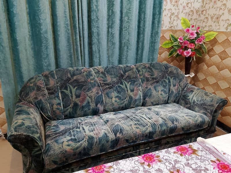 3 seater and 2 single sofa set urgent sale 1