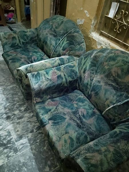 3 seater and 2 single sofa set urgent sale 7