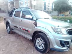 Toyota Vigo champ 2013 Islamabad number