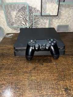 Play Station 4 (500) Gb