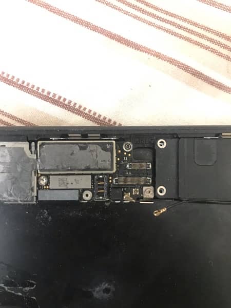 iPhone 7plus pta bard and parts 2