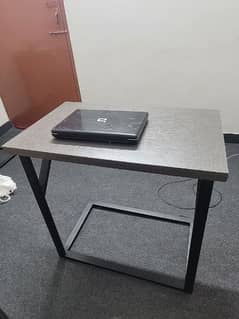 office tables available each 2500