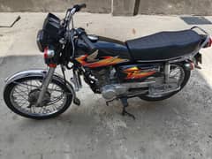 Honda 125 (Black)