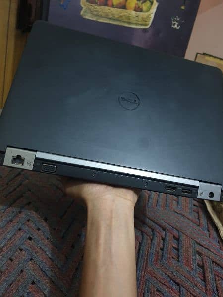 Dell laptop model:Latitude E5270 6