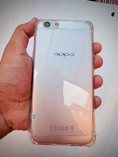 Oppo F1s