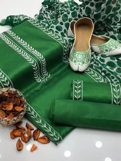 unstitched clothes, unstitched greenwomanclothes and khussa,azadisale.